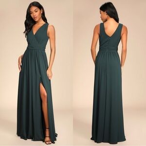 NWOT Lulus Thoughts of Hue Emerald Green Surplice‎ Maxi Dress